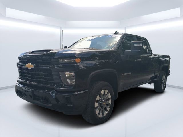 Used 2025 Chevrolet Silverado 2500 Custom w/ Custom Value Package AWD/4WD image 7