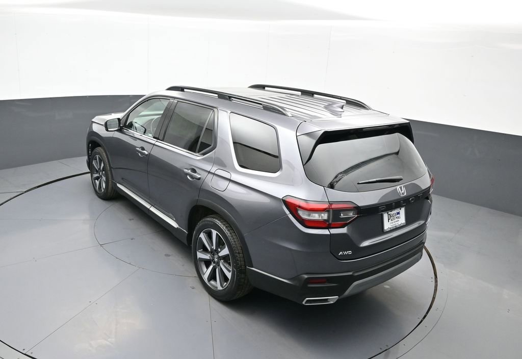 Used 2023 Honda Pilot Touring image 42