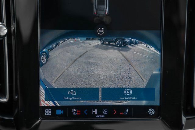 Used 2022 Volvo C40 P8 Recharge Ultimate image 41