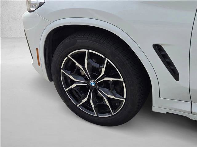 Used 2025 BMW X4 xDrive30i image 25