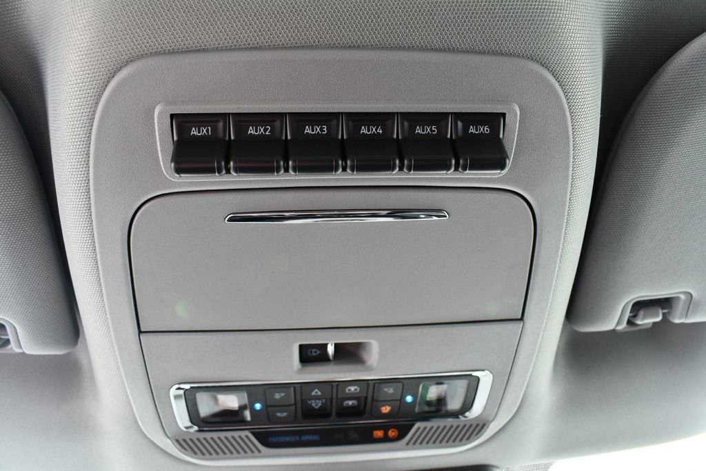 New 2026 Ford F350 Lariat w/ Black Appearance Package AWD/4WD image 36