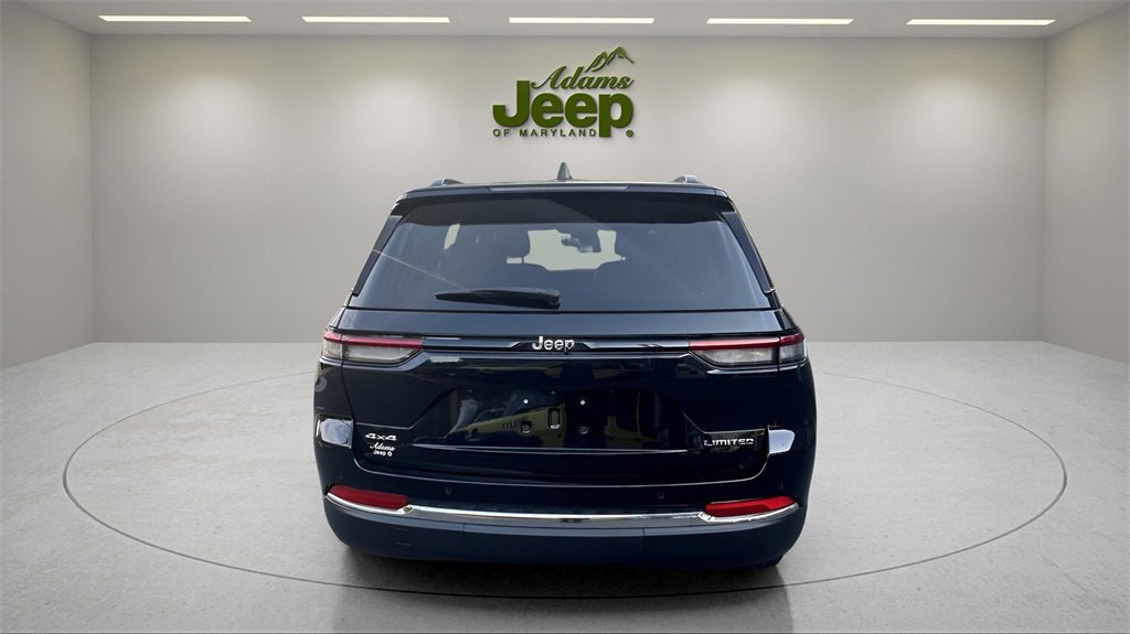 Used 2023 Jeep Grand Cherokee Limited image 6