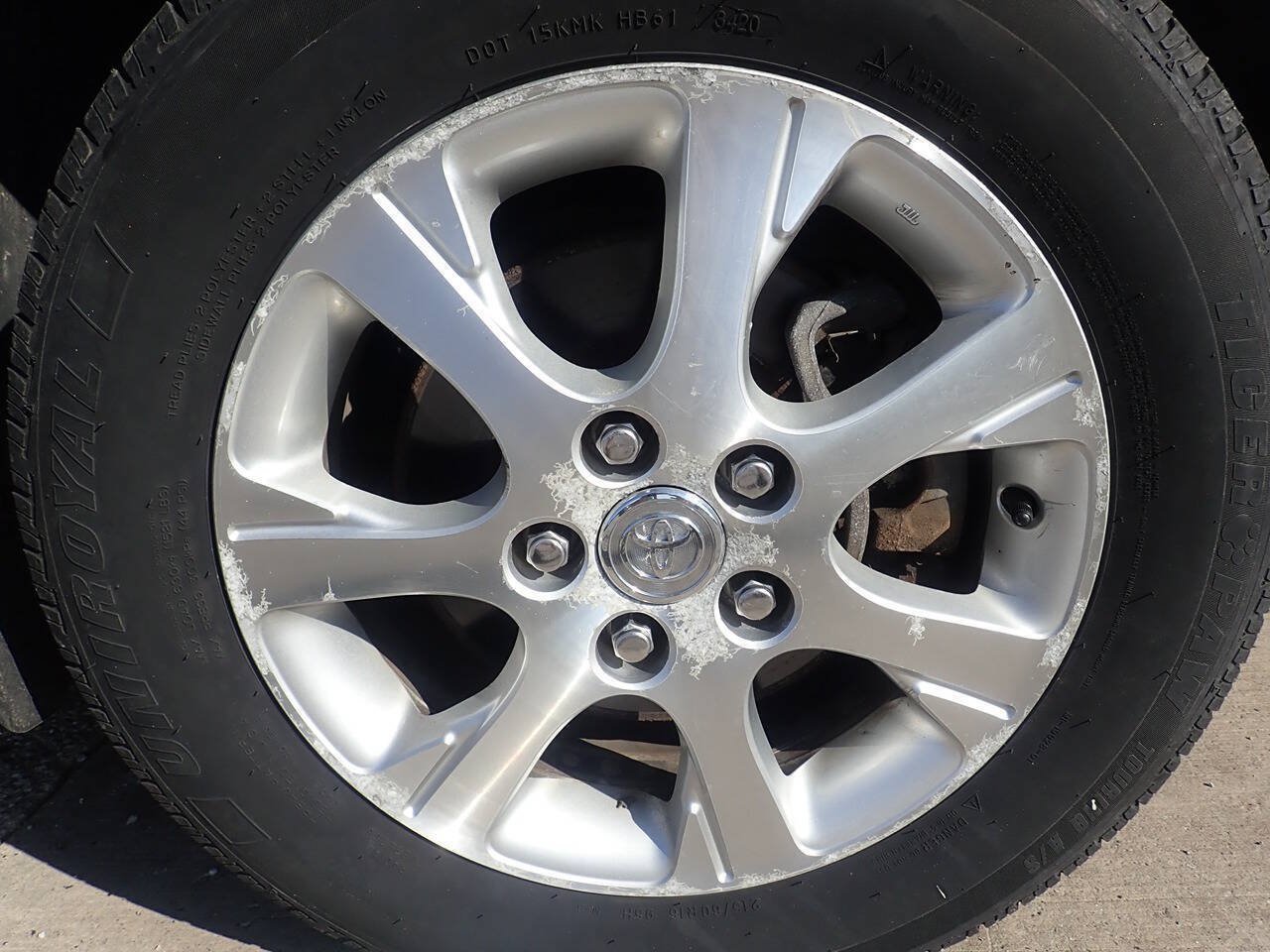 Used 2006 Toyota Camry XLE w/ VSC & Side Airbag Pkg FWD image 32
