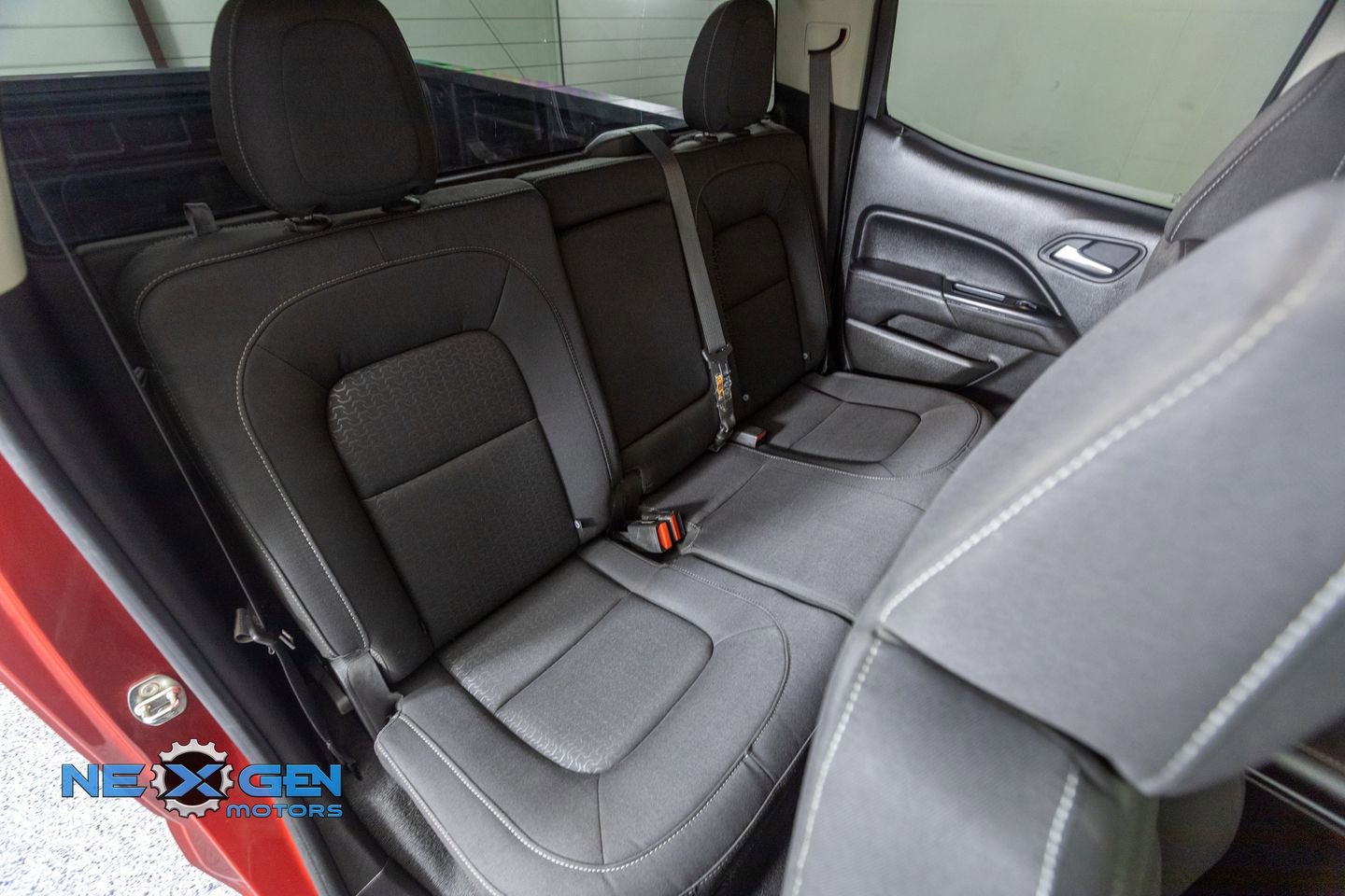 Used 2020 GMC Canyon SLE w/ Elevation Edition image 37