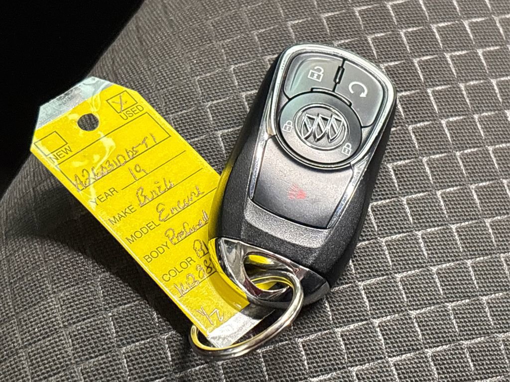 Used 2019 Buick Encore Preferred image 32