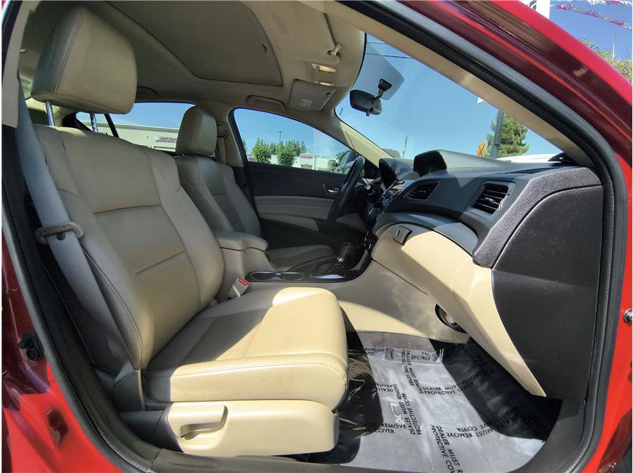 Used 2017 Acura ILX FWD image 13