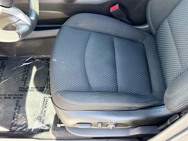 Used 2023 GMC Terrain SLE w/ Driver Convenience Package image 19