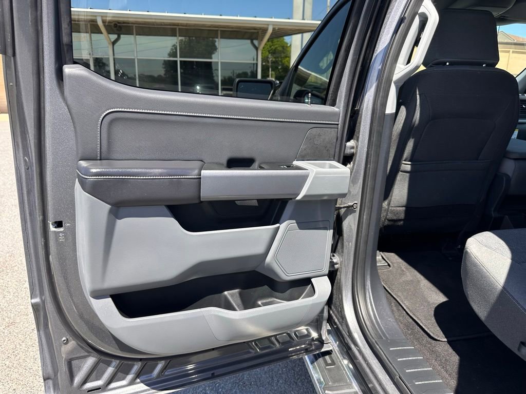 Used 2025 Ford F150 XLT w/ Equipment Group 301A Standard image 22
