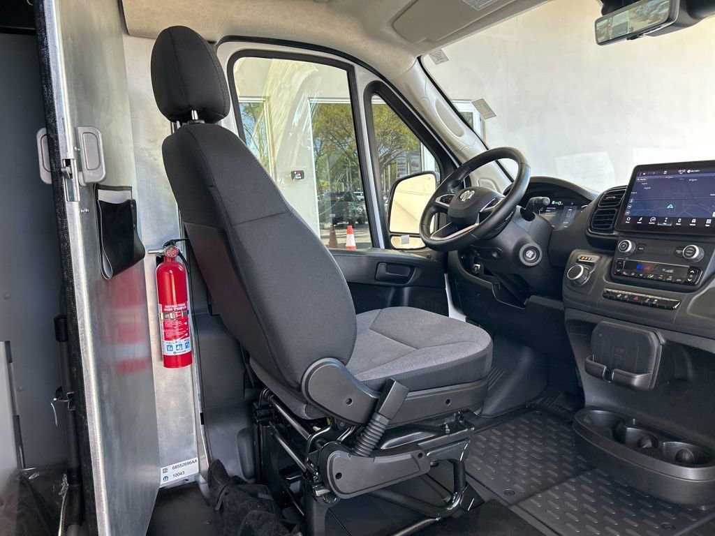Used 2024 RAM ProMaster 3500 w/ Delivery Van Package image 24