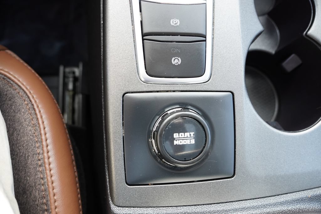 Certified 2025 Ford Bronco Sport Outer Banks w/ Outer Banks Tech Package+ AWD/4WD image 33