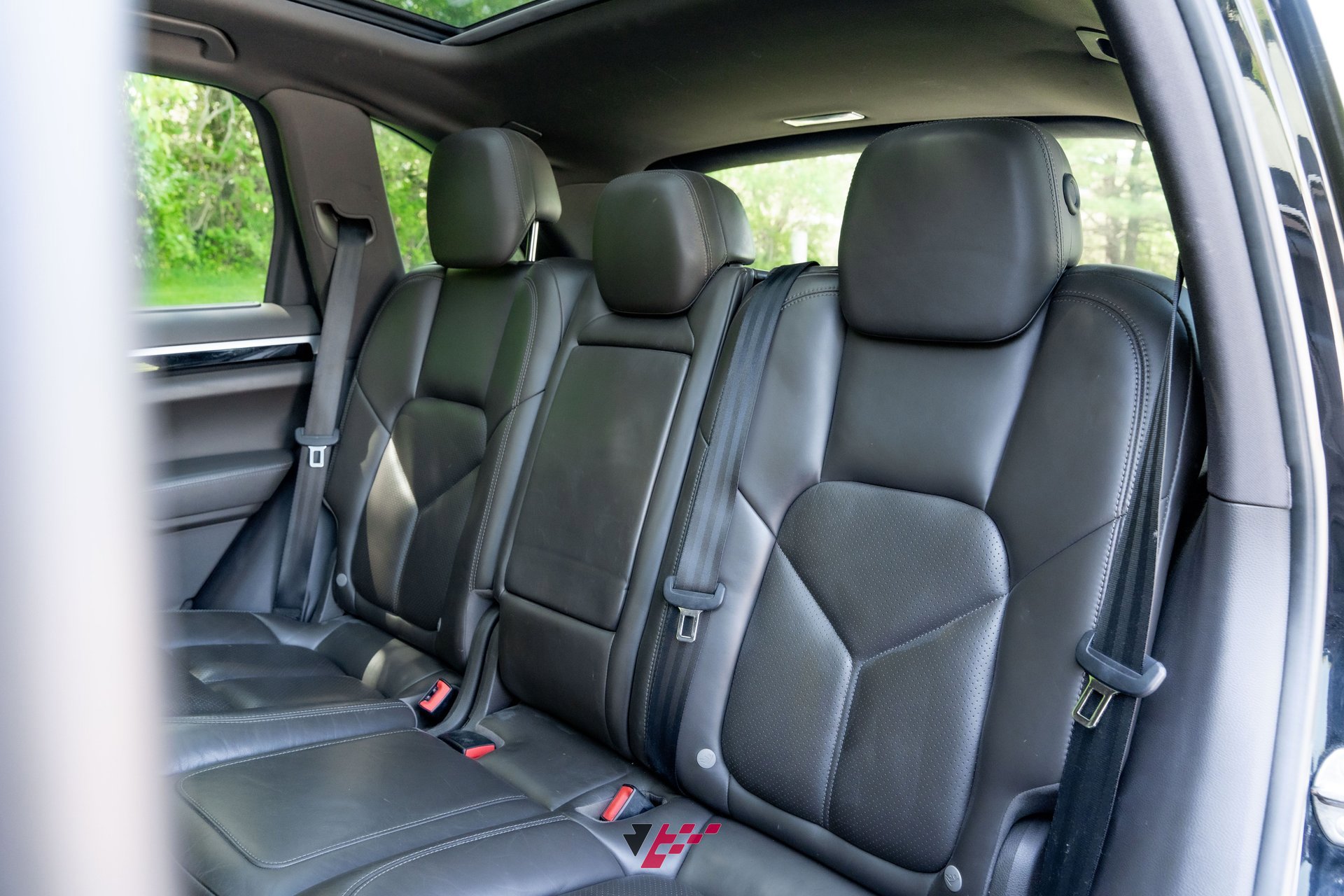 Used 2016 Porsche Cayenne Diesel AWD/4WD image 10