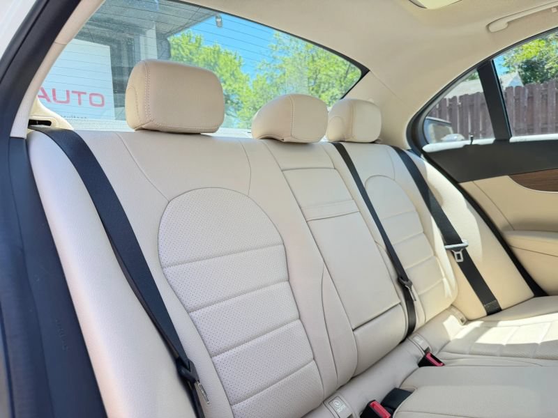 Used 2019 Mercedes-Benz C 300 4MATIC Sedan image 28