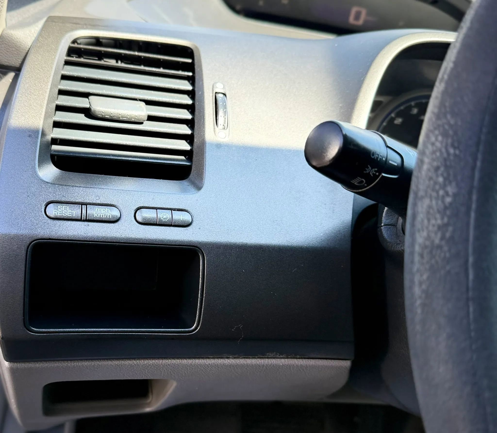 Used 2010 Honda Civic DX-VP image 17