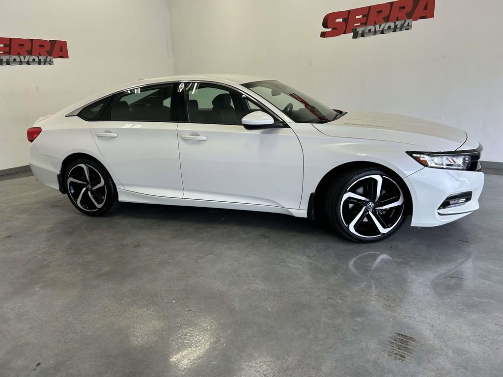 Used 2020 Honda Accord Sport image 2