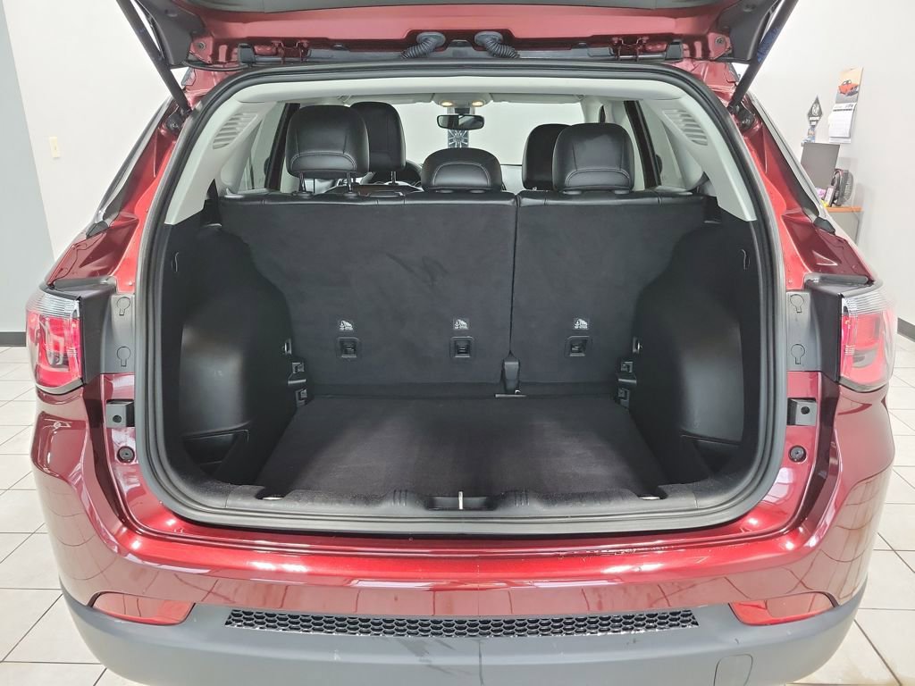 Used 2021 Jeep Compass Altitude image 11