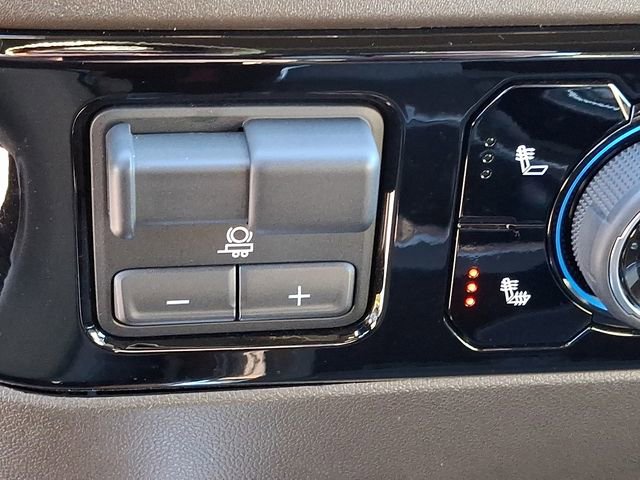 Certified 2025 Chevrolet Silverado 2500 LT w/ Safety Package image 25