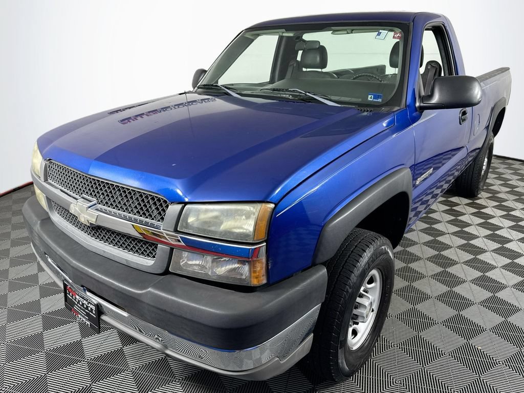 Used 2004 Chevrolet Silverado 2500 W/T RWD image 3