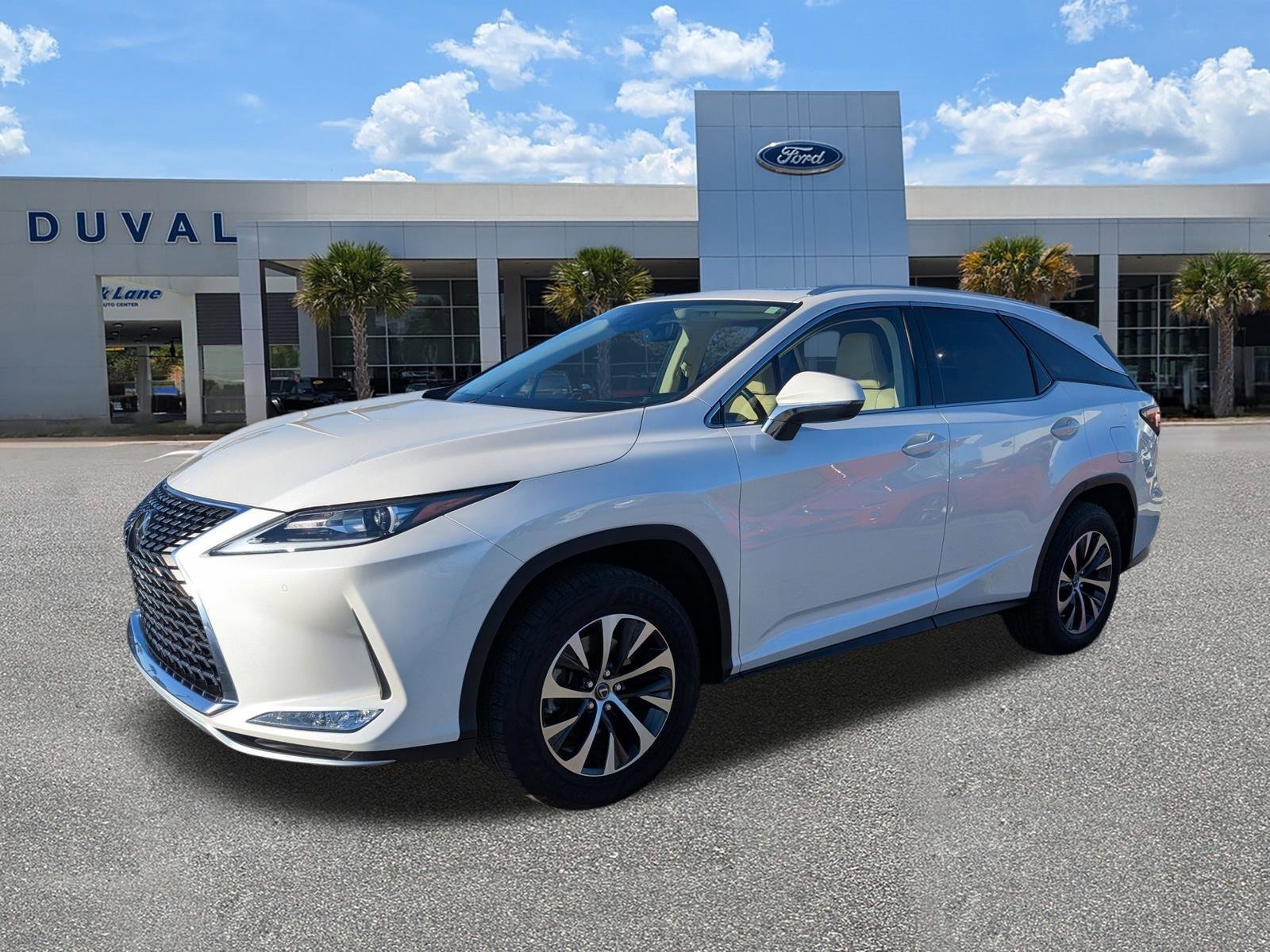 Used 2022 Lexus RX 350L Premium w/ Premium Package image 8