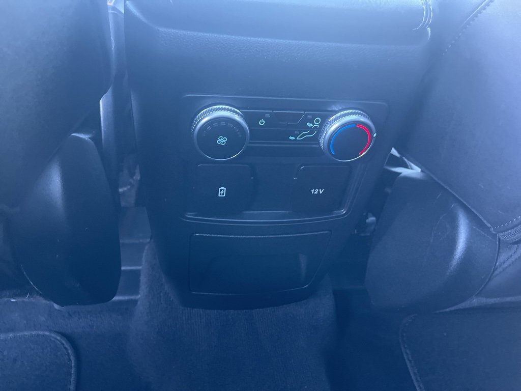 Used 2022 Ford Explorer XLT w/ Equipment Group 202A image 16