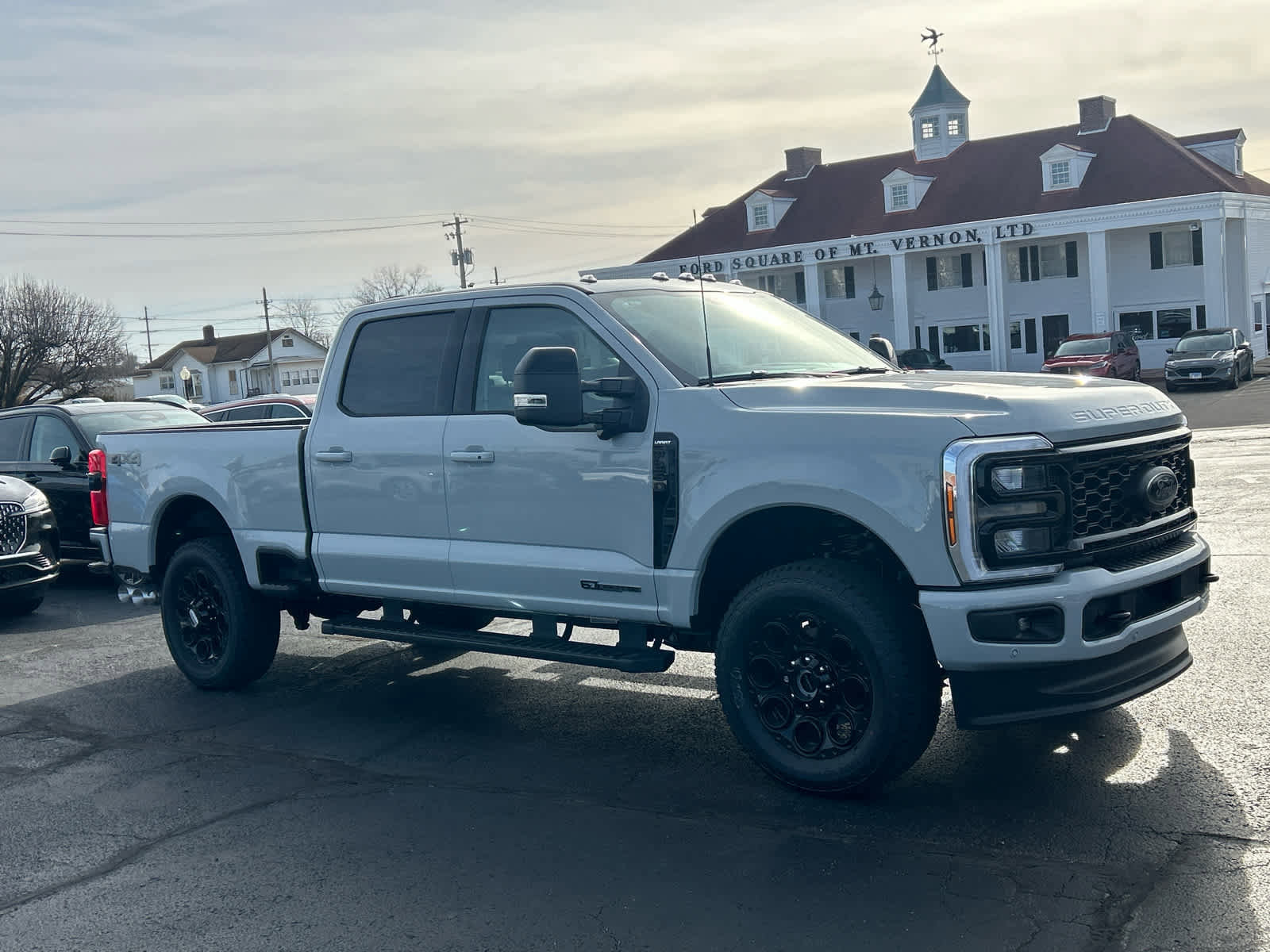 New 2026 Ford F250 Lariat w/ Black Appearance Package image 4