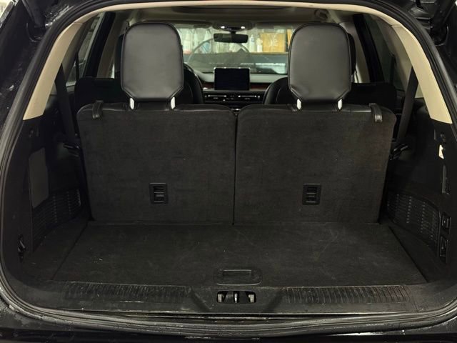 Certified 2023 Lincoln Aviator Reserve image 10