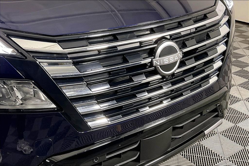 Used 2025 Nissan Rogue Platinum w/ Platinum Premium Package image 39