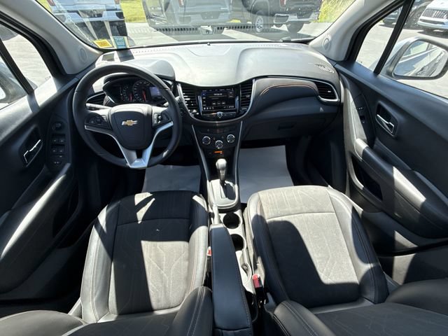 Certified 2019 Chevrolet Trax LT w/ LT Convenience Package AWD/4WD image 19