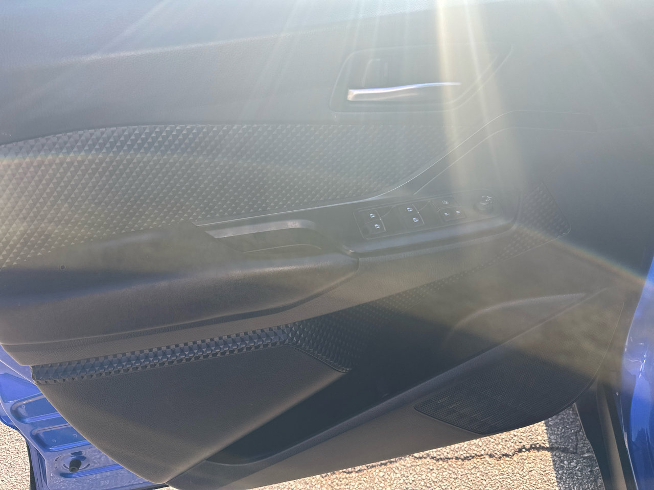 Used 2018 Toyota C-HR XLE image 15