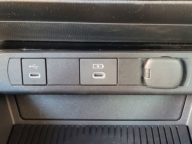 Used 2024 Toyota Prius Prime SE image 14