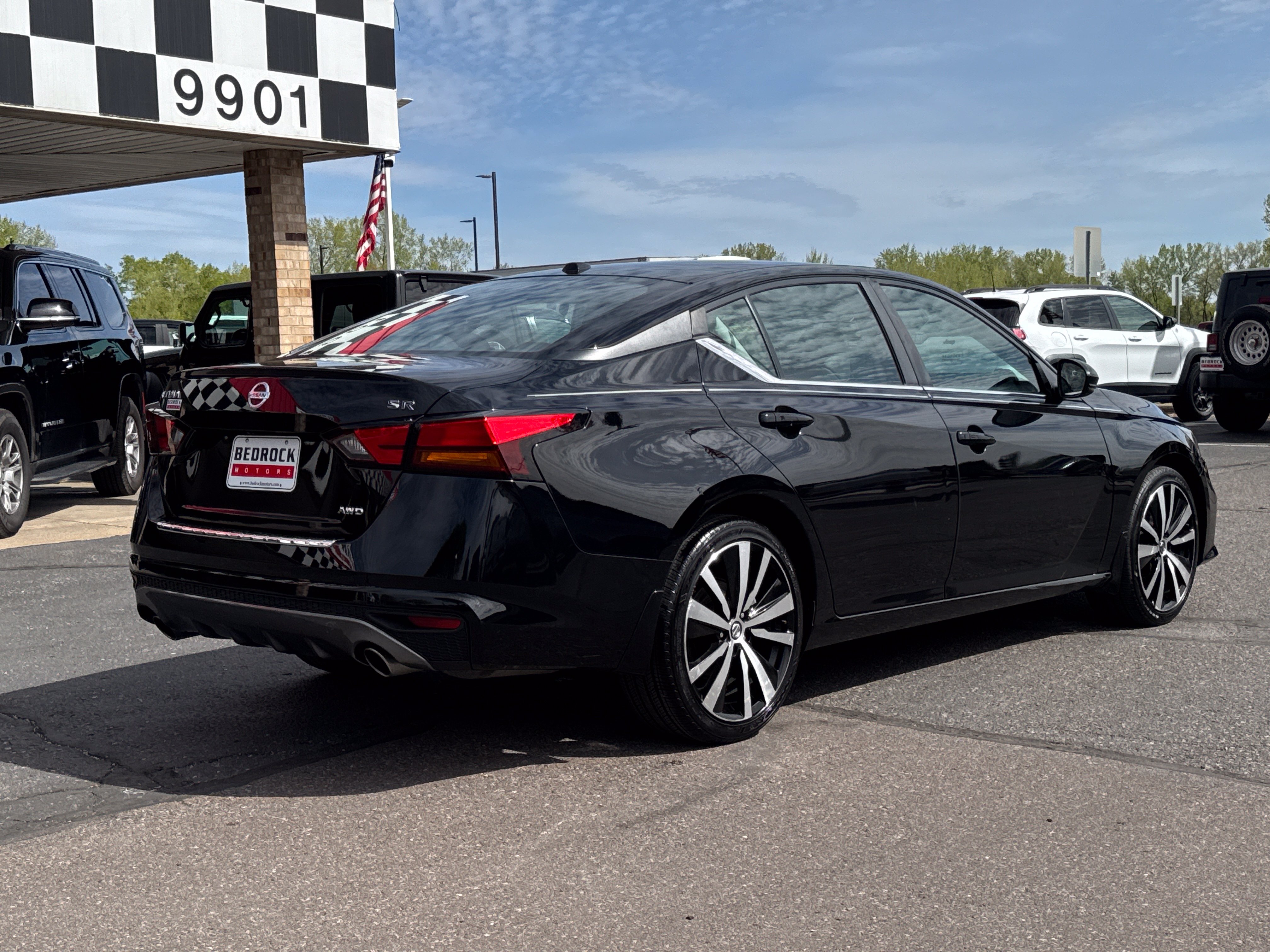 Used 2019 Nissan Altima 2.5 SR w/ SR Premium Package AWD/4WD image 7