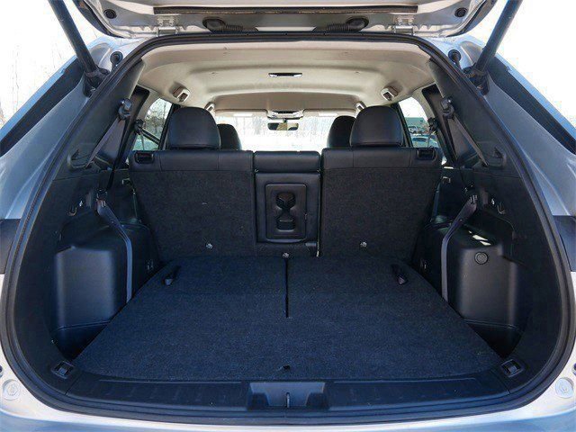 Used 2025 Mitsubishi Outlander SE image 16