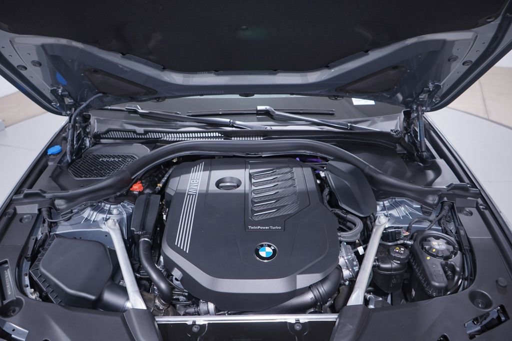 Used 2023 BMW 540i w/ M Sport Package RWD image 24