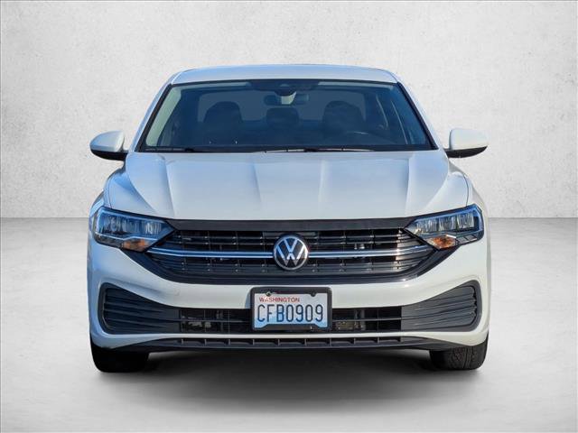 Used 2022 Volkswagen Jetta S image 2