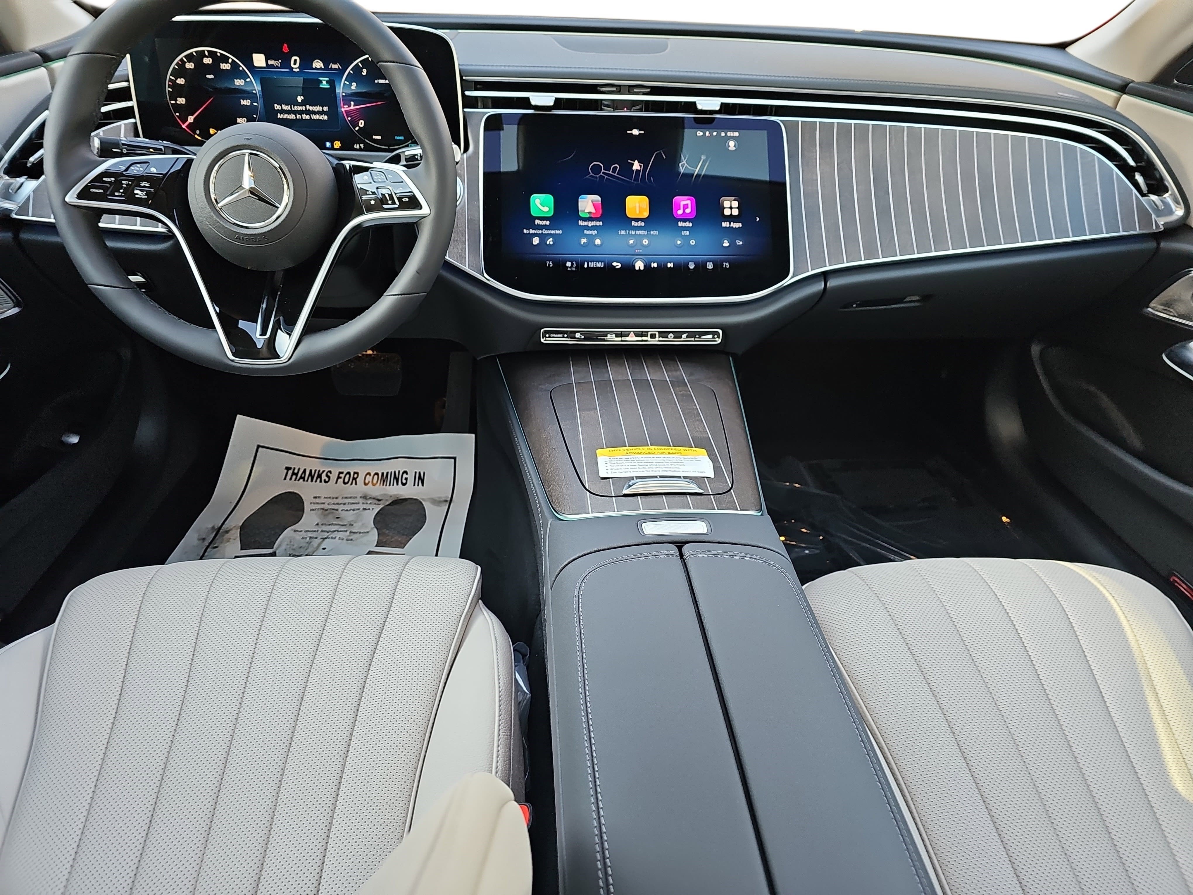 New 2026 Mercedes-Benz E 350 4MATIC Sedan image 9