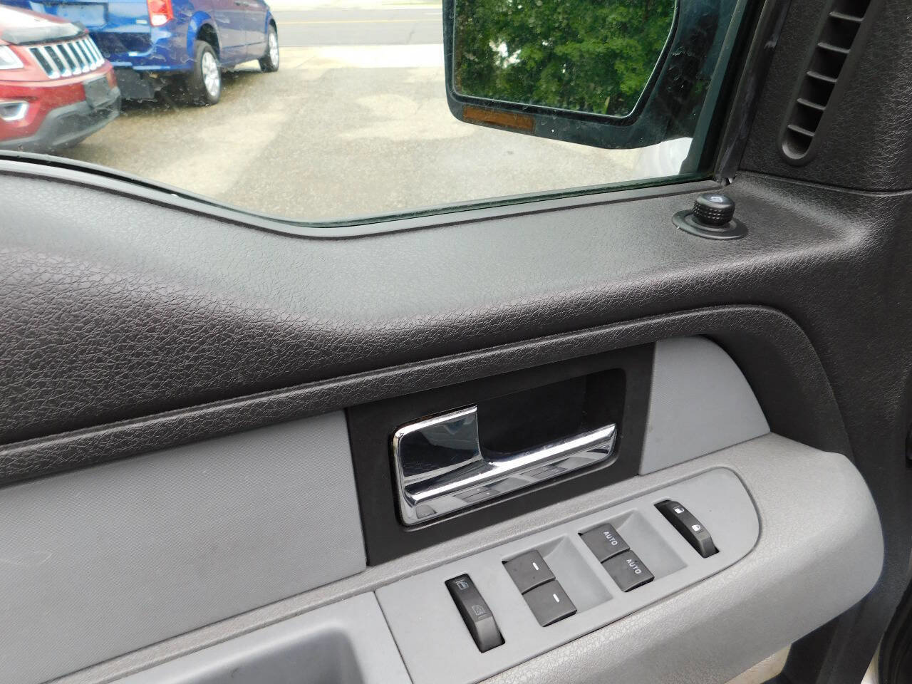 Used 2012 Ford F150 XLT w/ XLT Convenience Pkg image 15