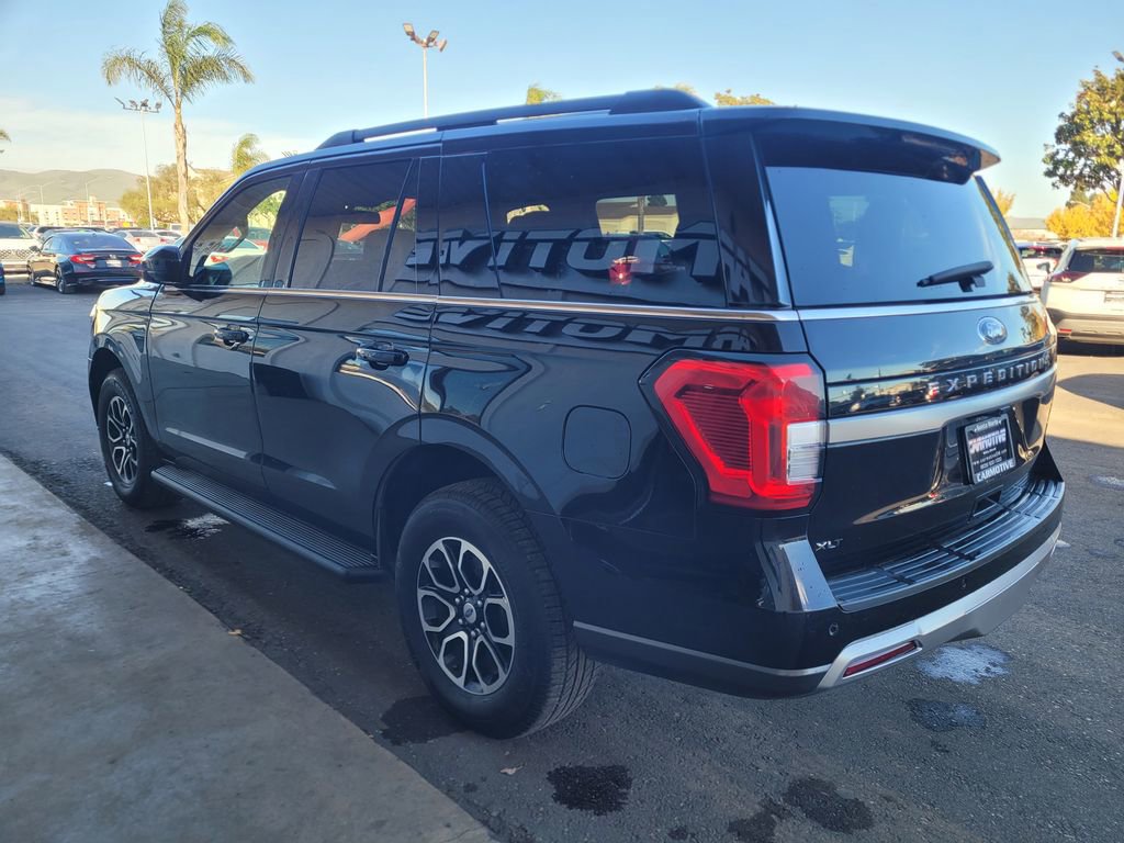 Used 2024 Ford Expedition XLT image 6