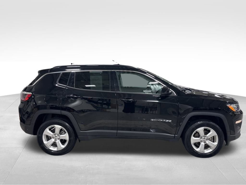 Used 2020 Jeep Compass Latitude w/ Cold Weather Group image 27