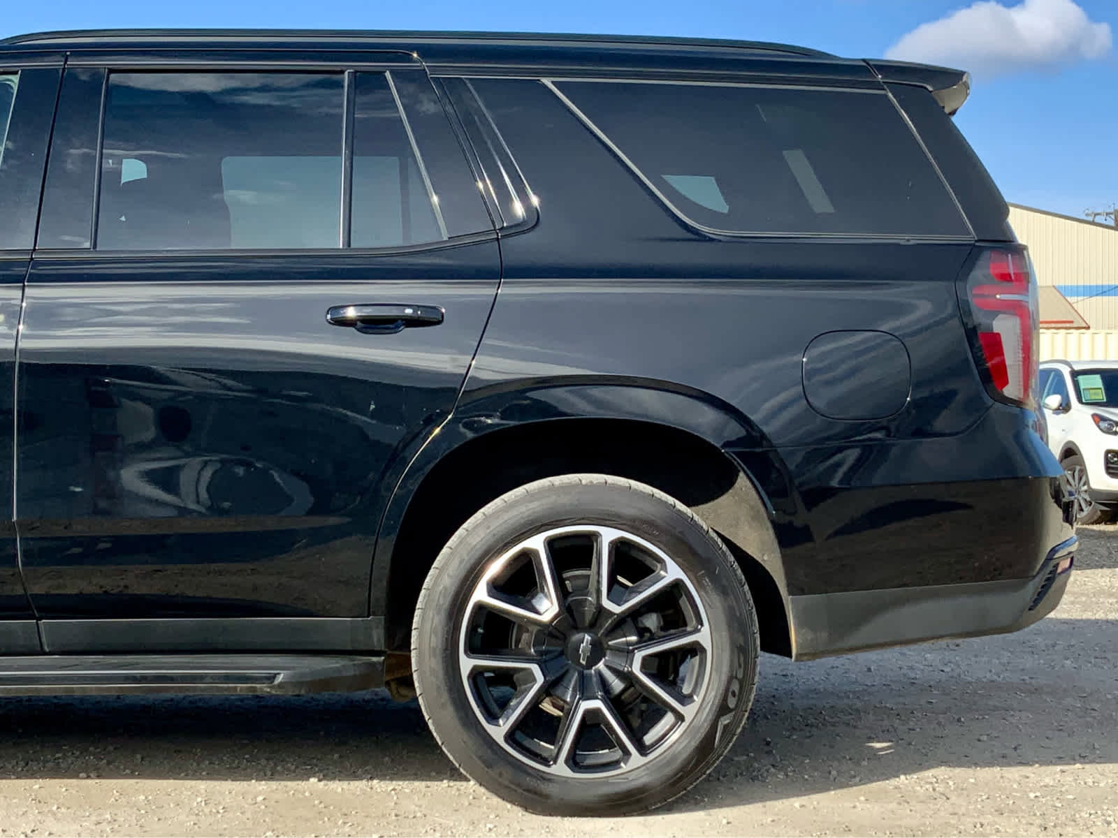 Used 2023 Chevrolet Tahoe RST w/ Luxury Package AWD/4WD image 12