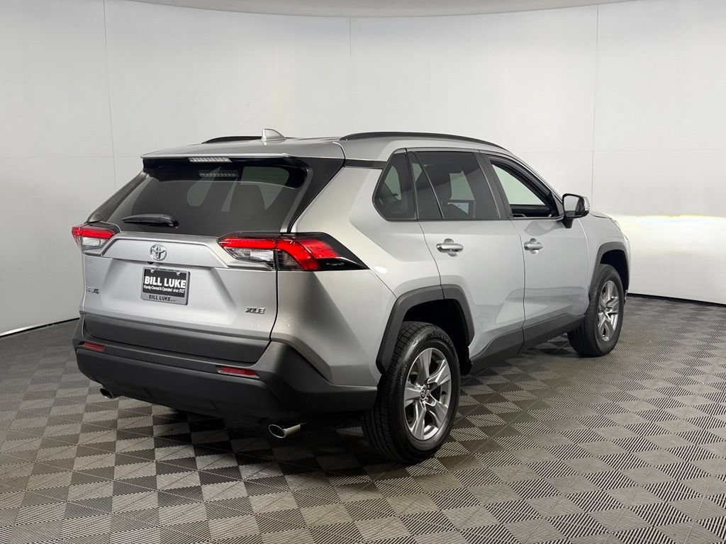Used 2024 Toyota RAV4 XLE w/ Convenience Package FWD image 6
