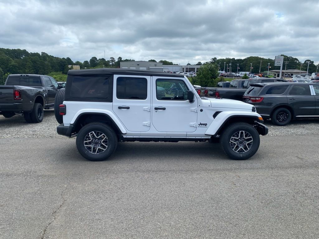 New 2025 Jeep Wrangler Sahara image 4