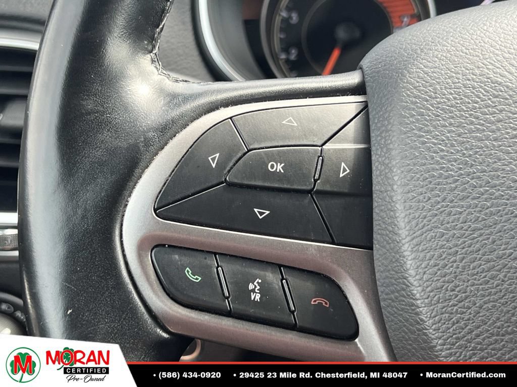 Used 2020 Jeep Cherokee Limited AWD/4WD image 25