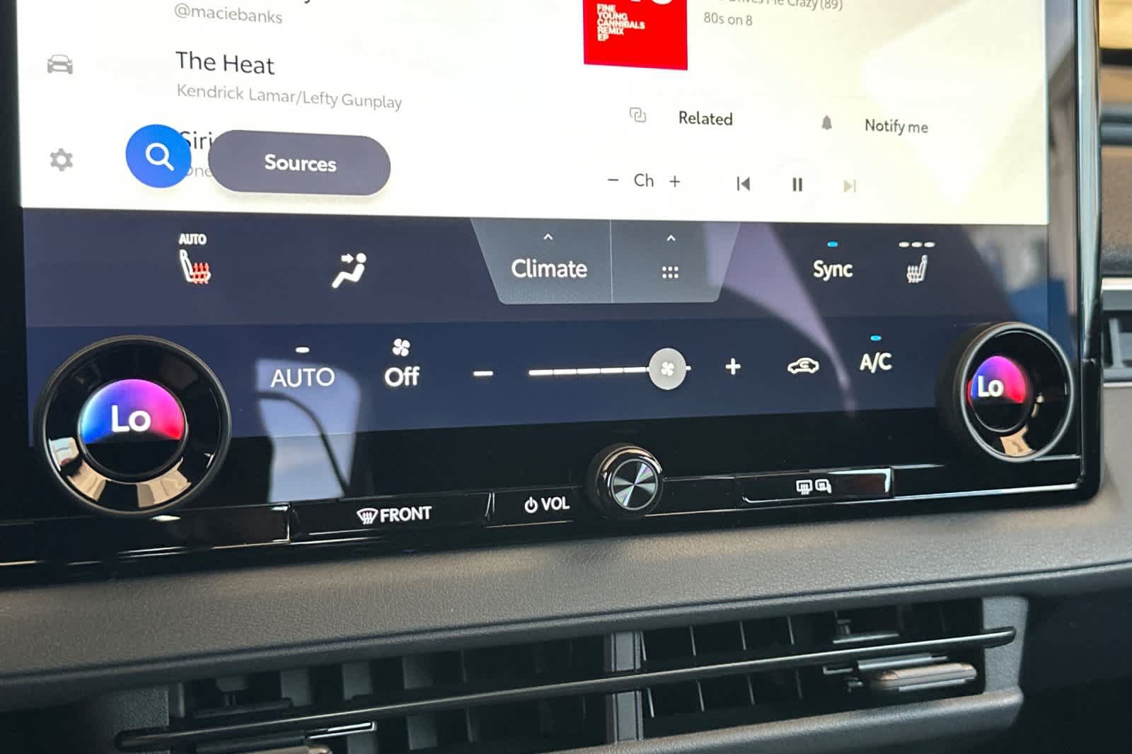 New 2026 Subaru Solterra AWD/4WD image 19