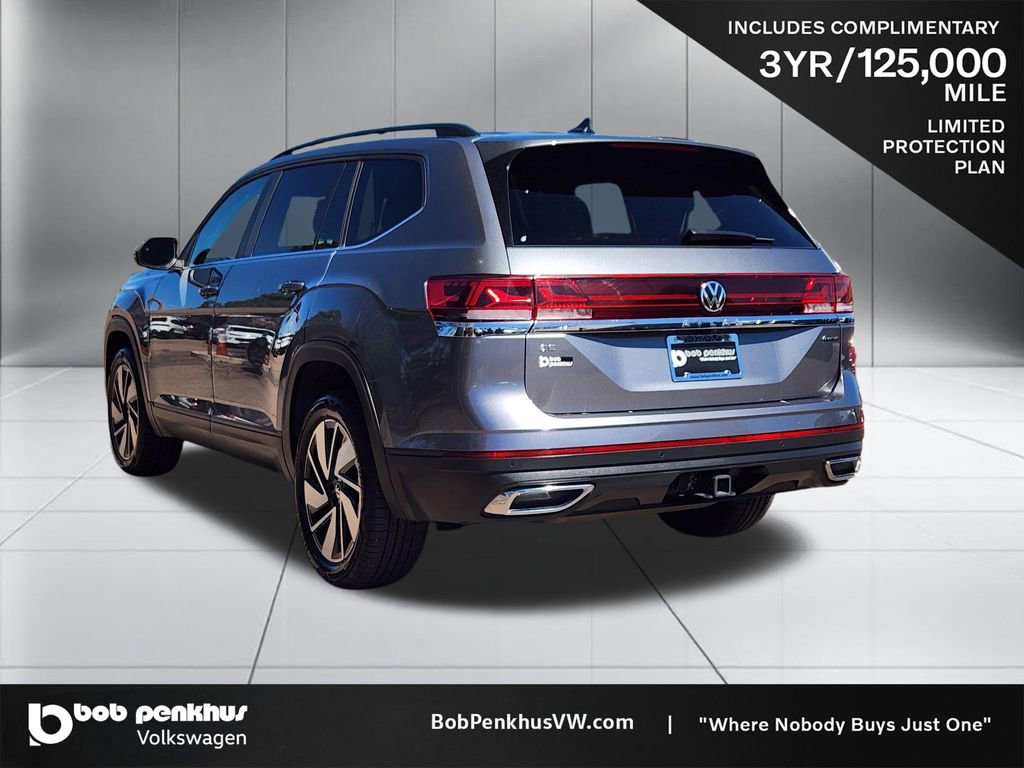 Used 2025 Volkswagen Atlas SE image 27