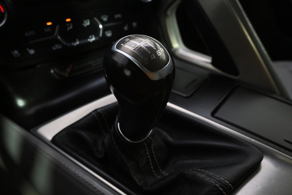 Used 2014 Chevrolet Corvette Z51 w/ 3LT Preferred Equipment Group image 31