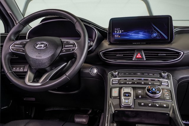 Used 2023 Hyundai Santa Fe Limited AWD/4WD image 17
