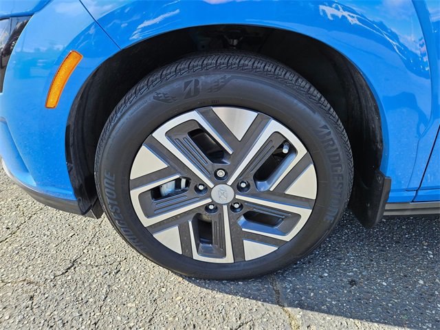 Used 2023 Hyundai Kona SEL image 8