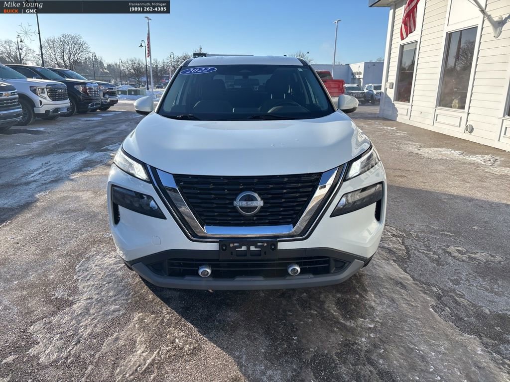Used 2022 Nissan Rogue S image 2