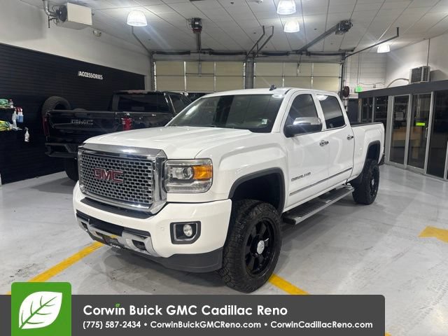 Used 2015 GMC Sierra 2500 Denali AWD/4WD image 1