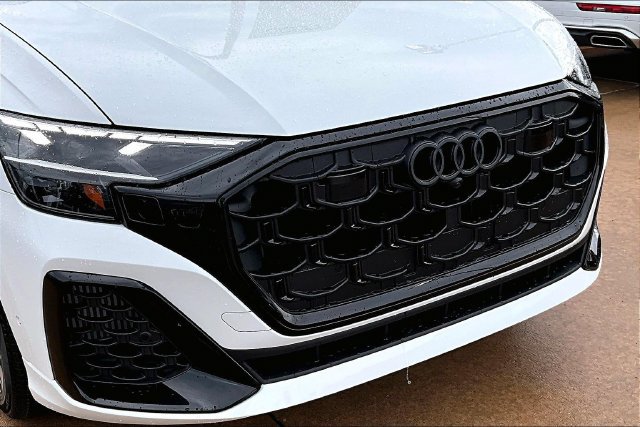 New 2026 Audi Q8 Premium Plus AWD/4WD image 30