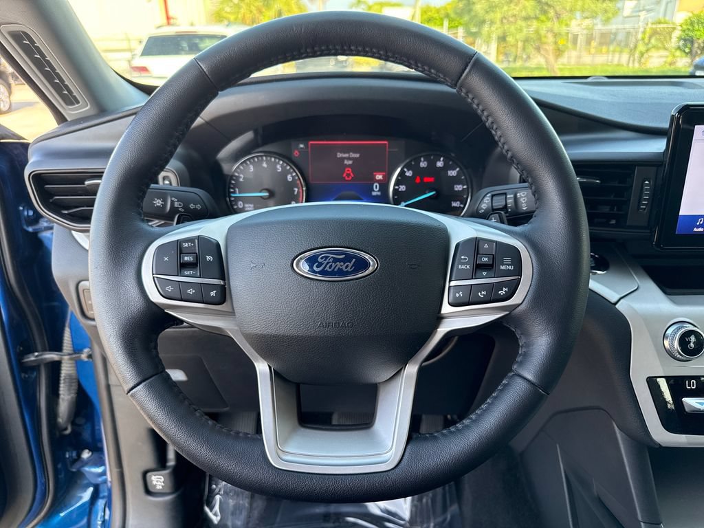 Used 2020 Ford Explorer XLT RWD image 14